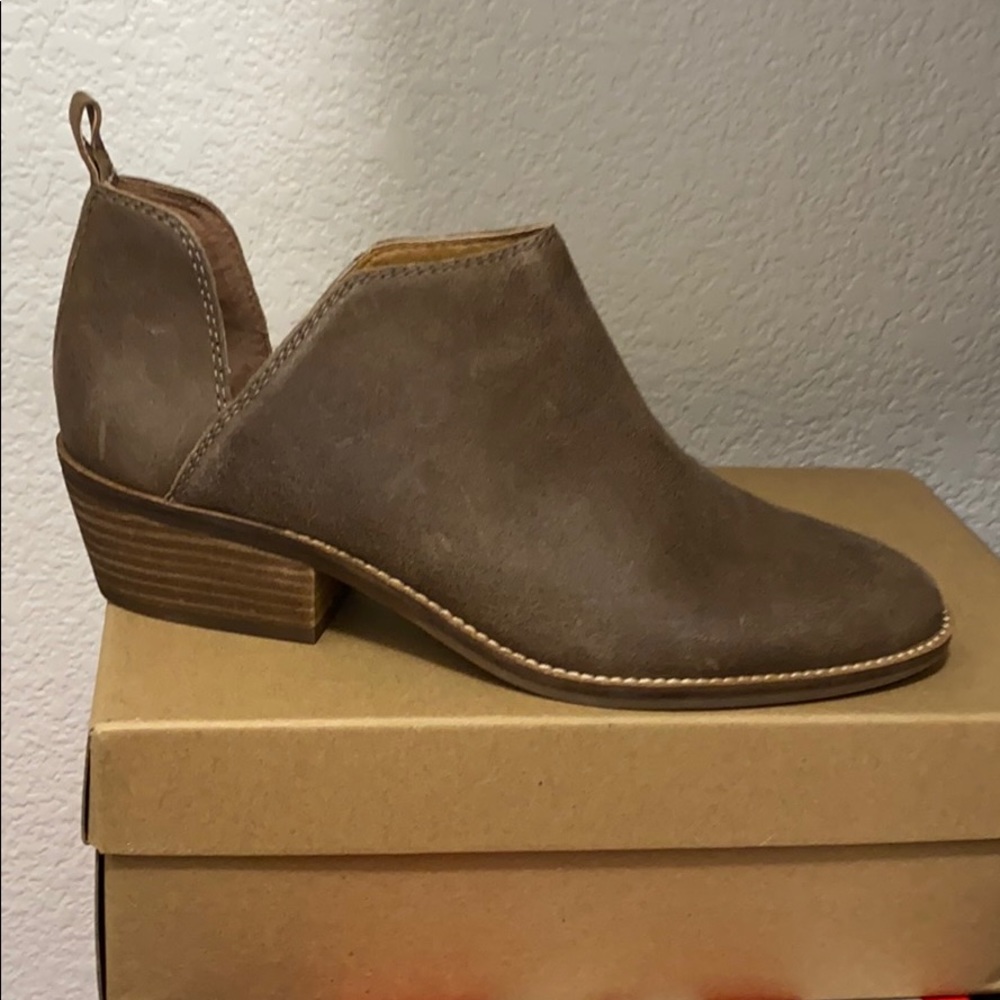 Lucky Brand Chelsea Bootie